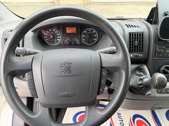 Peugeot Boxer 15 of 18