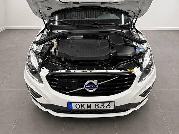 Volvo XC60 5 of 14
