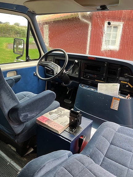 Ford Econoline 5 of 9