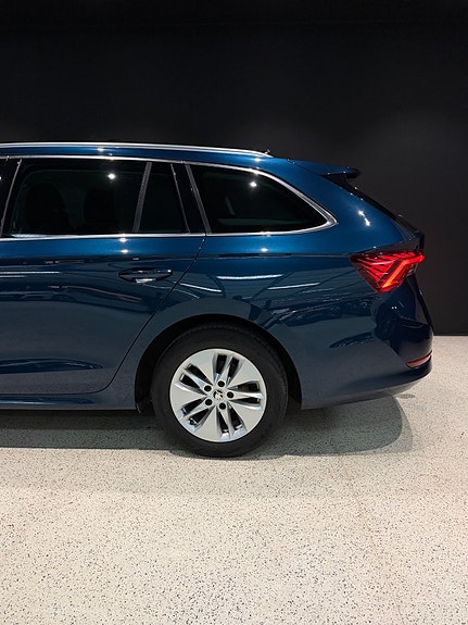 Skoda Octavia 4 of 19