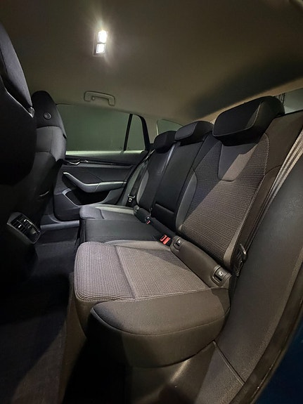 Skoda Octavia 10 of 19