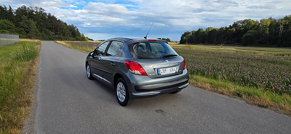 Peugeot 207 4 of 7