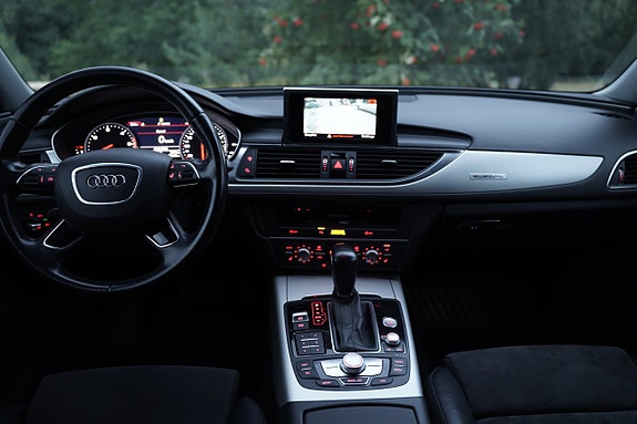 Audi A6 12 of 18