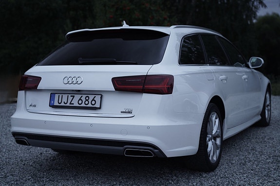 Audi A6 6 of 18