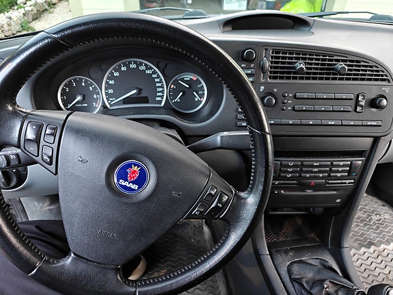 Saab 9-3 4 of 9