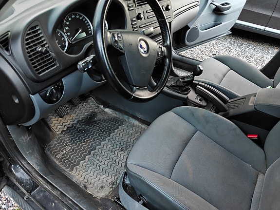 Saab 9-3 5 of 9
