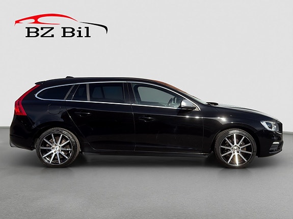 Volvo V60 7 of 20