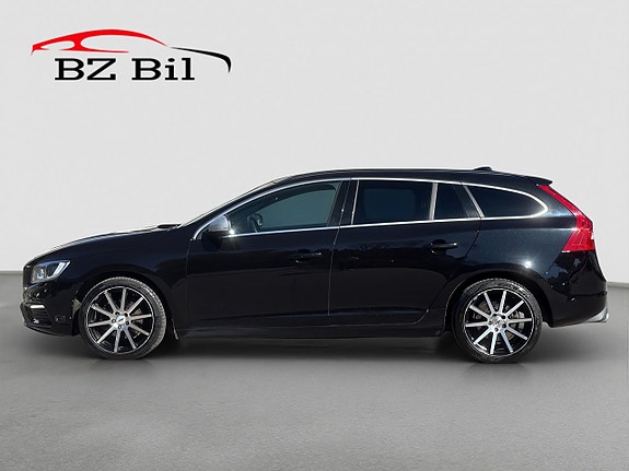 Volvo V60 2 of 20