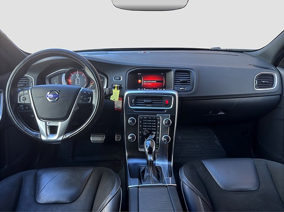 Volvo V60 10 of 20