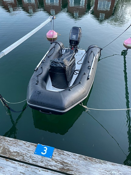 Brig Falcon 330s med Tohatsu 20hk 3 of 5
