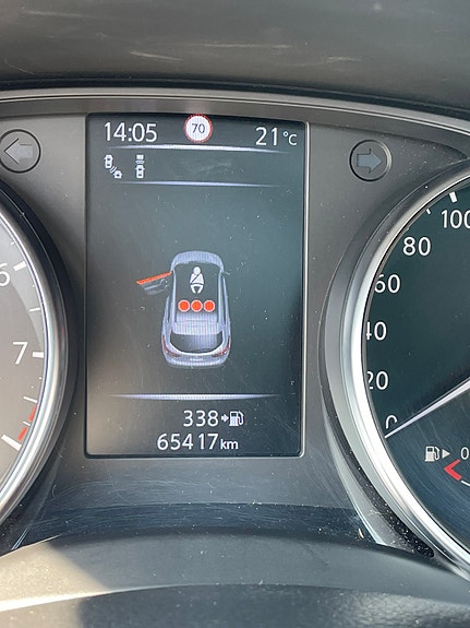 Nissan Qashqai 2 of 11