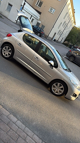 Peugeot 207 16 of 17