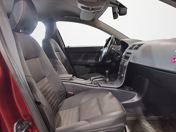 Volvo V50 18 of 27