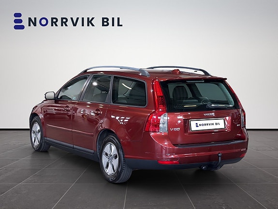 Volvo V50 5 of 27