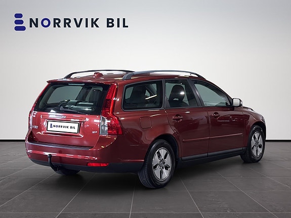 Volvo V50 8 of 27