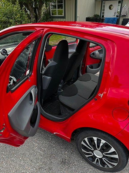 Toyota Aygo 9 of 19