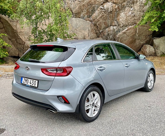 Kia Ceed 4 of 8