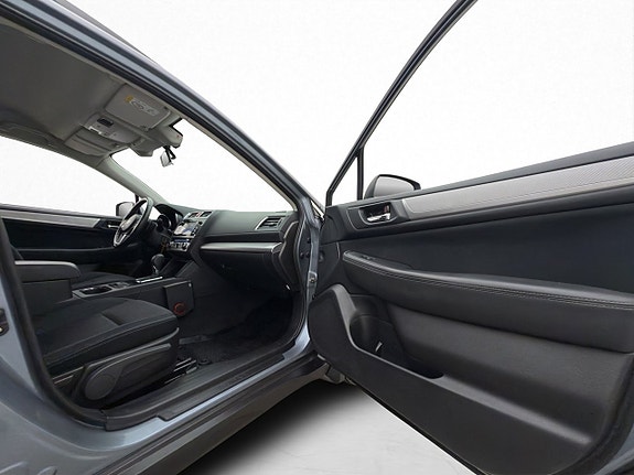 Subaru Outback 12 of 28