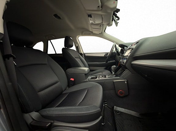 Subaru Outback 11 of 28
