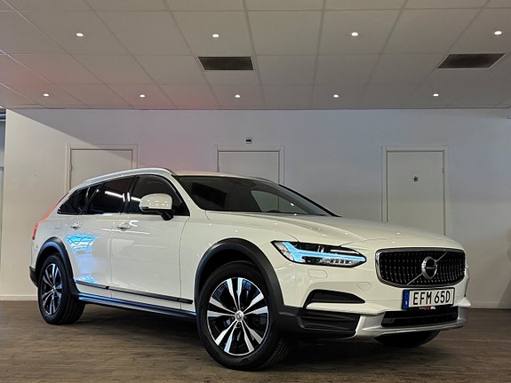 Volvo V90 Cross Country 6 of 27