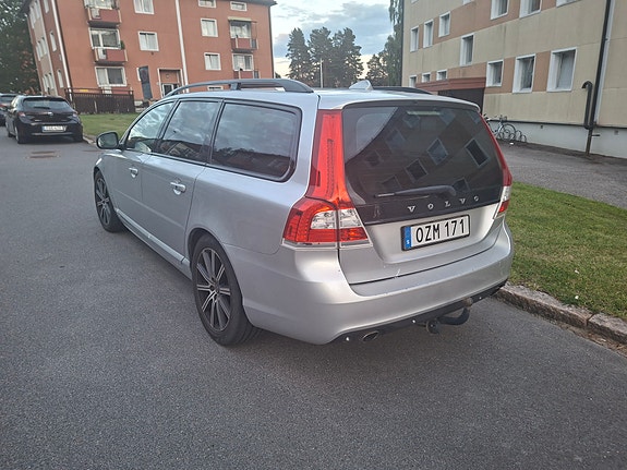 Volvo V70 5 of 5