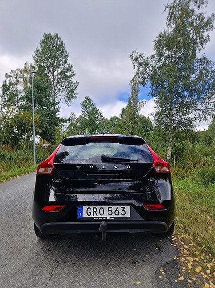 Volvo V40 4 of 6