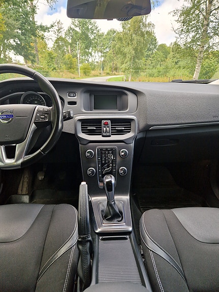 Volvo V40 5 of 6
