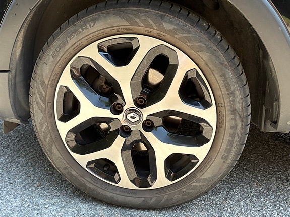 Renault Captur 12 of 12