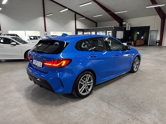BMW 118i 2 of 25