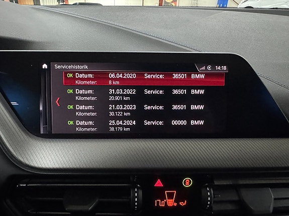 BMW 118i 13 of 25