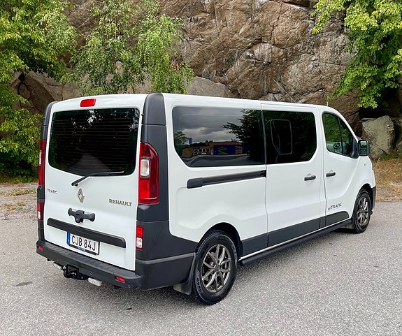 Renault Trafic 4 of 10