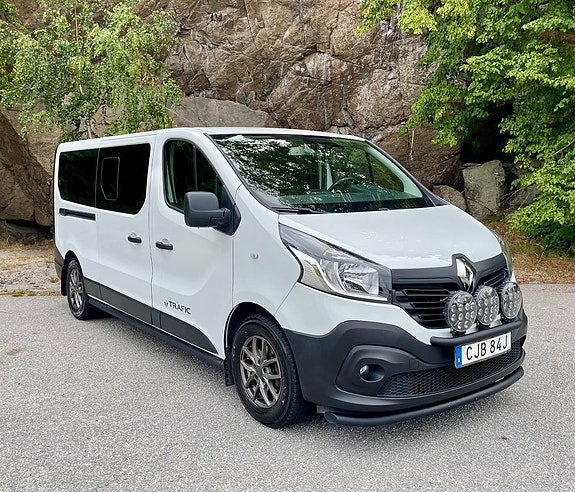 Renault Trafic 2 of 10