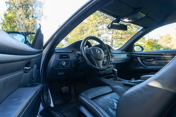 BMW 335i 13 of 20