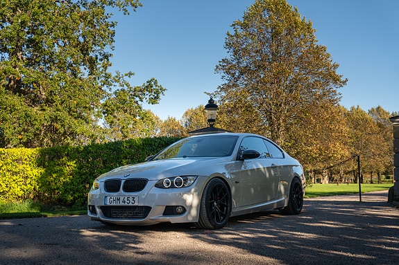 BMW 335i 3 of 20