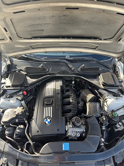 BMW 335i 10 of 11
