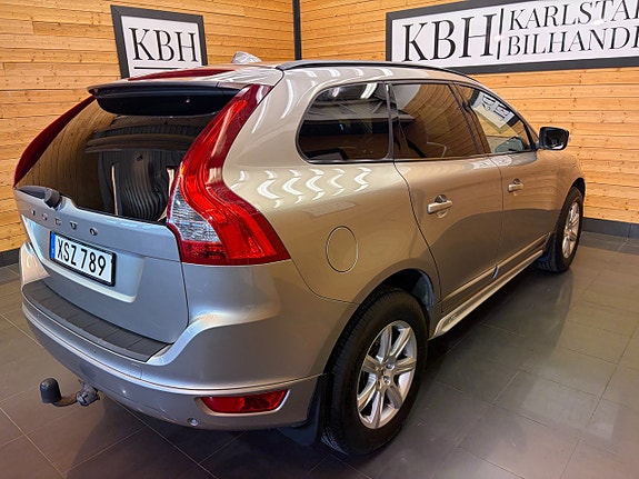 Volvo XC60 6 of 28