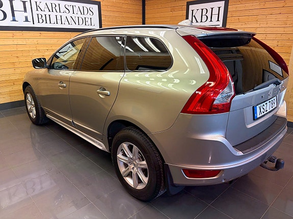 Volvo XC60 4 of 28