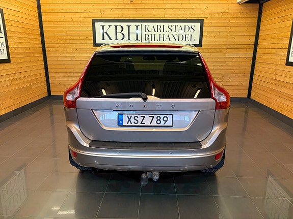 Volvo XC60 5 of 28