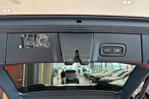 Volvo V90 Cross Country 15 of 30