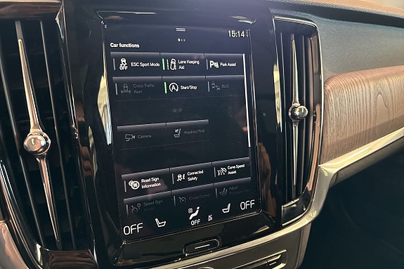 Volvo V90 Cross Country 27 of 30