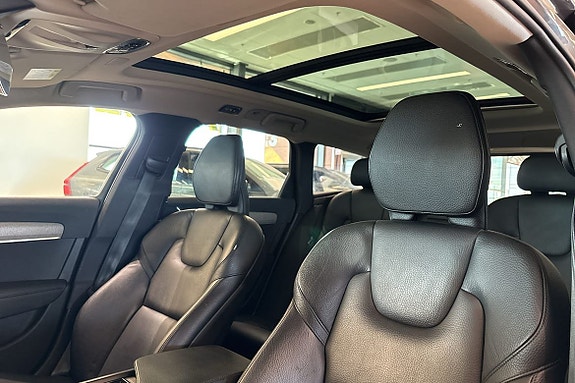 Volvo V90 Cross Country 18 of 30