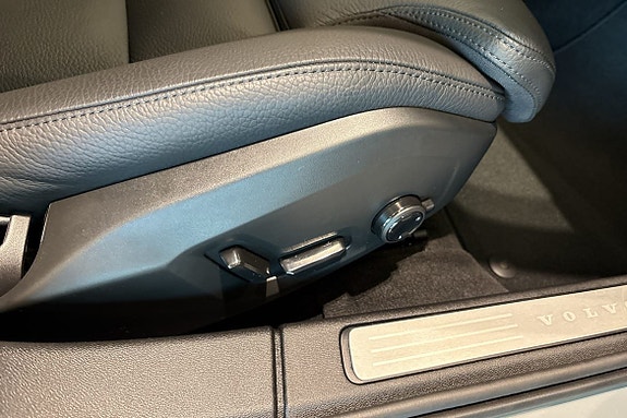 Volvo V60 19 of 30