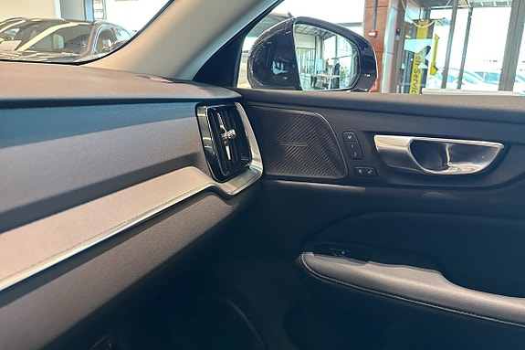 Volvo V60 16 of 30