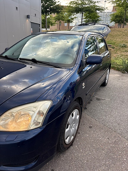 Toyota Corolla 9 of 11