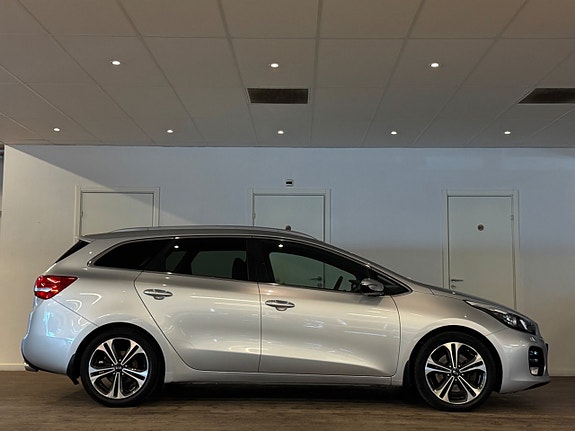 Kia Ceed 8 of 30