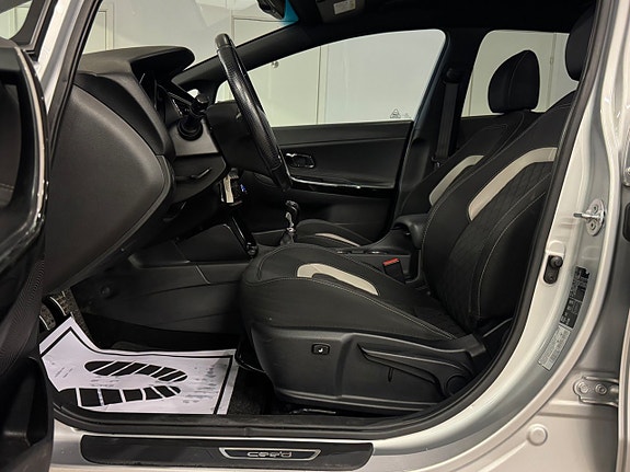 Kia Ceed 17 of 30