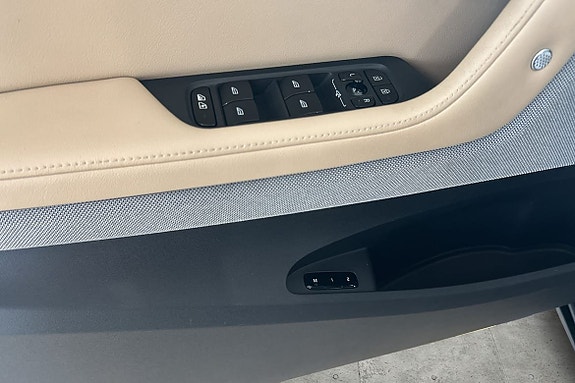 Polestar 2 24 of 30