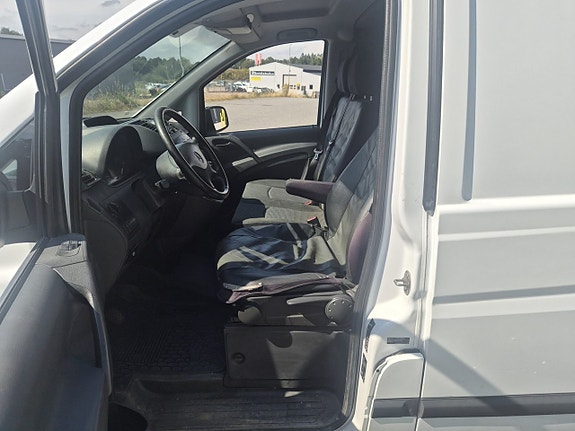 Mercedes-Benz Vito 110 12 of 16