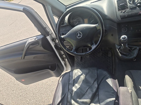 Mercedes-Benz Vito 110 14 of 16