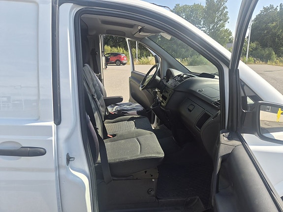 Mercedes-Benz Vito 110 13 of 16